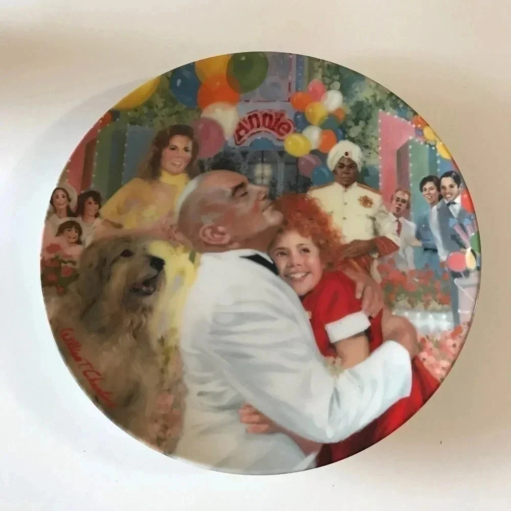 Annie and Daddy Warbucks the finale Collectors Plate vintage Edwin m Knowles